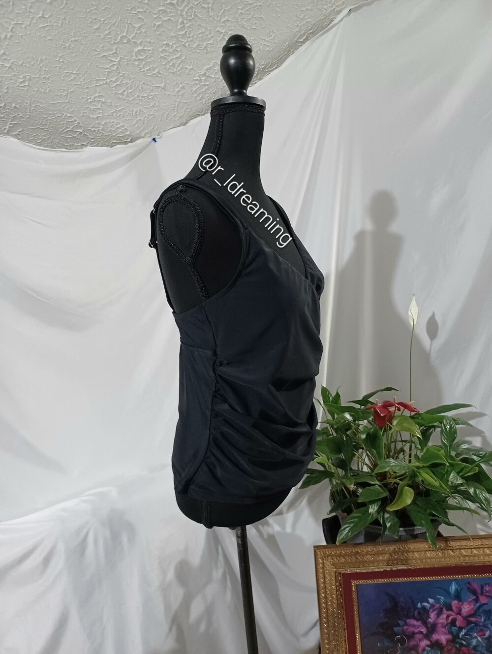 NWT Cupshe Black Women’s Draped V-Neck Swim Tank Size Large - Picture 3 of 6